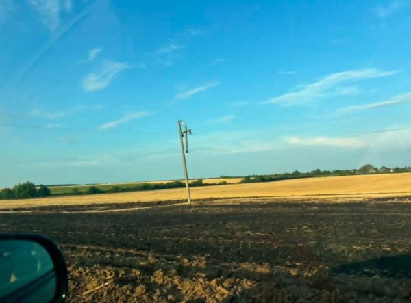 Satul Marna Nouă lăsat fără curent a doua oară într-o săptămână de șoferi iresponsabili