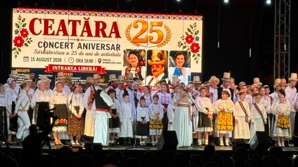 Concert aniversar Ceatăra Carei. Primarul a urcat pe scenă fără eșarfa de primar