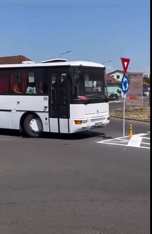 Sens giratoriu din Carei necesar pentru ,, ,eliminarea sau reducerea conflictelor dintre fluxurile de vehicule,, ….notează administratorul Nemeș Adrian