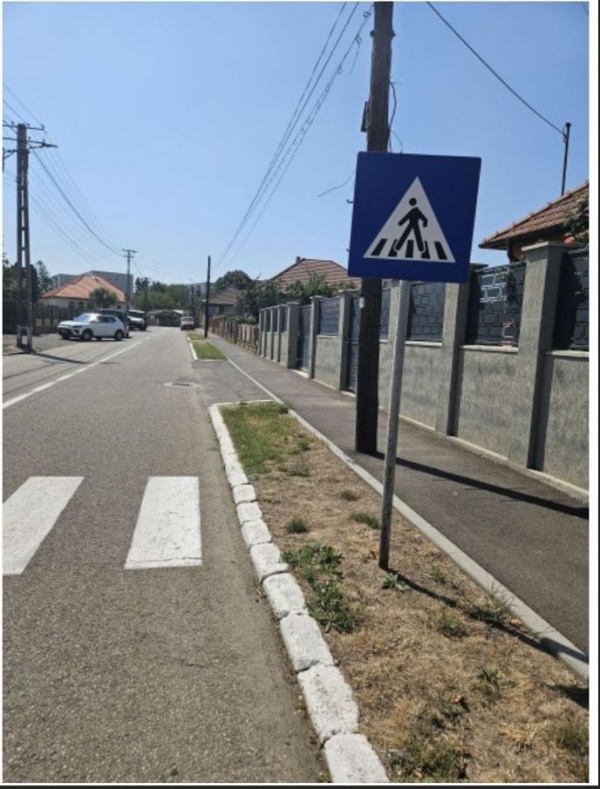 Treceri de pietoni AȘA NU la Carei. Cod roșu de incompetență la Primăria Carei